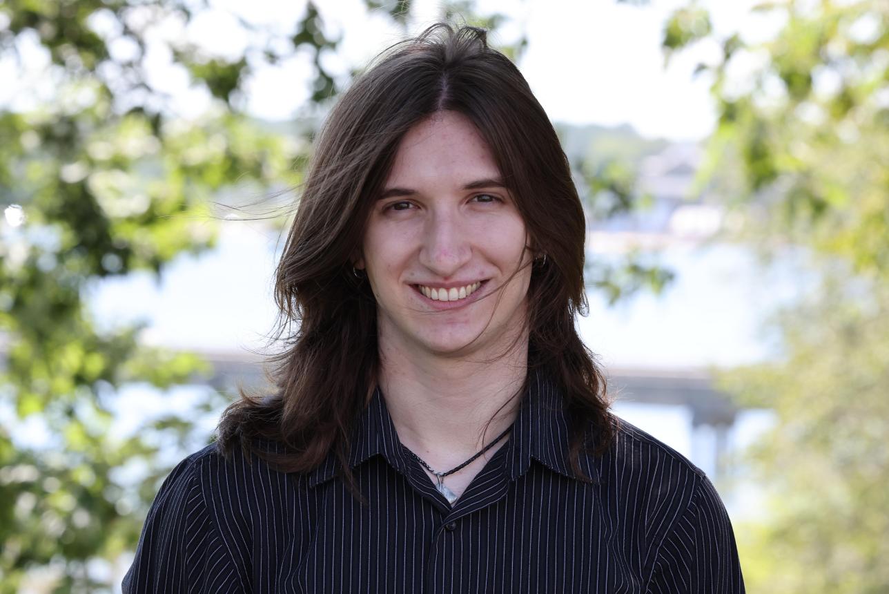 2025 Stravitz Scholar Becket Rydzewski