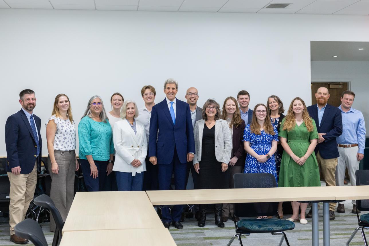 Batten School & VIMS scientists, students discussed their research with Secretary John F. Kerry. Photo by Katie Warner.