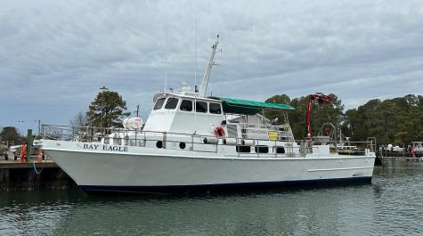 Portside view of RV Bay Eagle